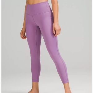 Wunder Under High-Rise Tight 25"
Luxtreme